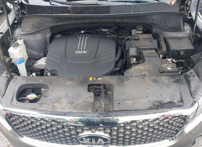 Photo 10 of 2017 Kia Sorento 3.3L SX (VIN 5XYPK4A54HG192605)