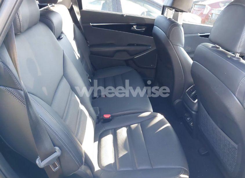 Photo 8 of 2018 Kia Sorento SX V6 (VIN 5XYPK4A54JG379980)