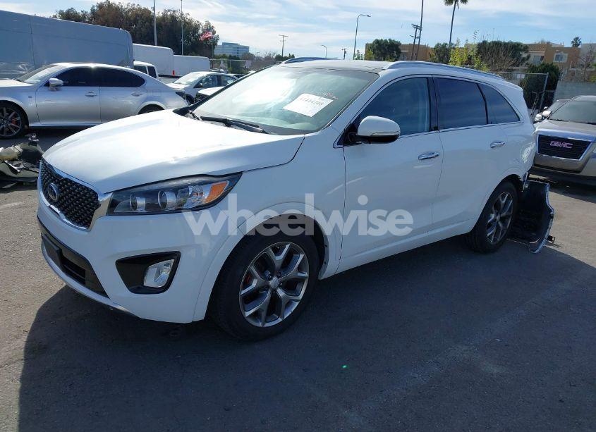 Photo 2 of 2016 Kia Sorento 3.3L SX (VIN 5XYPK4A55GG083584)