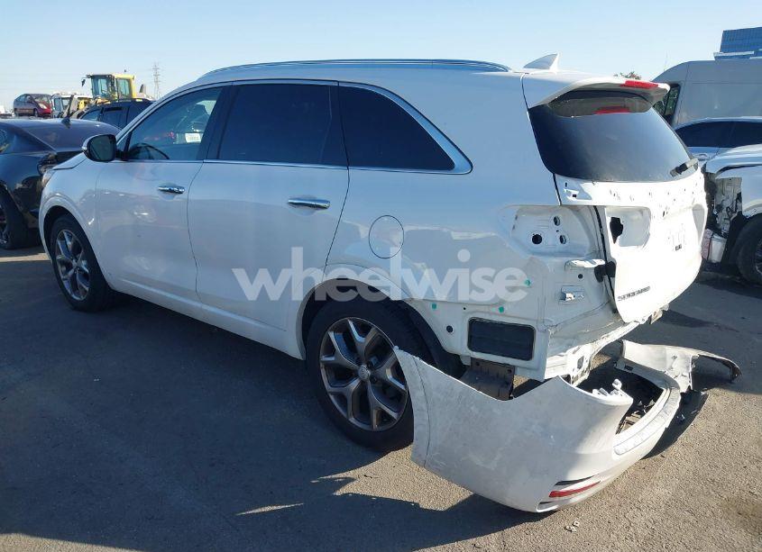 Photo 3 of 2016 Kia Sorento 3.3L SX (VIN 5XYPK4A55GG083584)