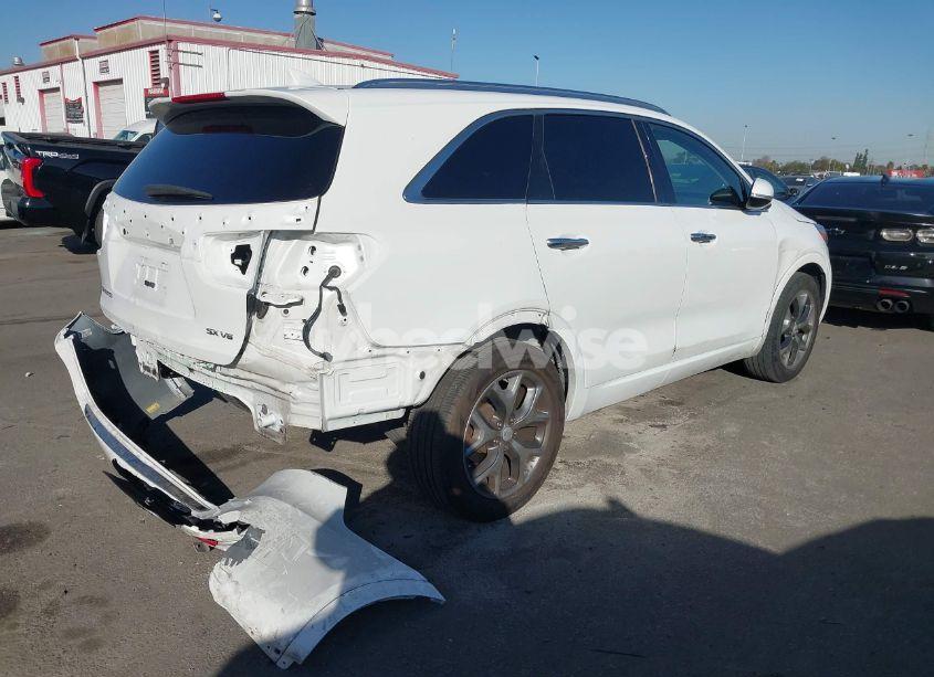 Photo 4 of 2016 Kia Sorento 3.3L SX (VIN 5XYPK4A55GG083584)