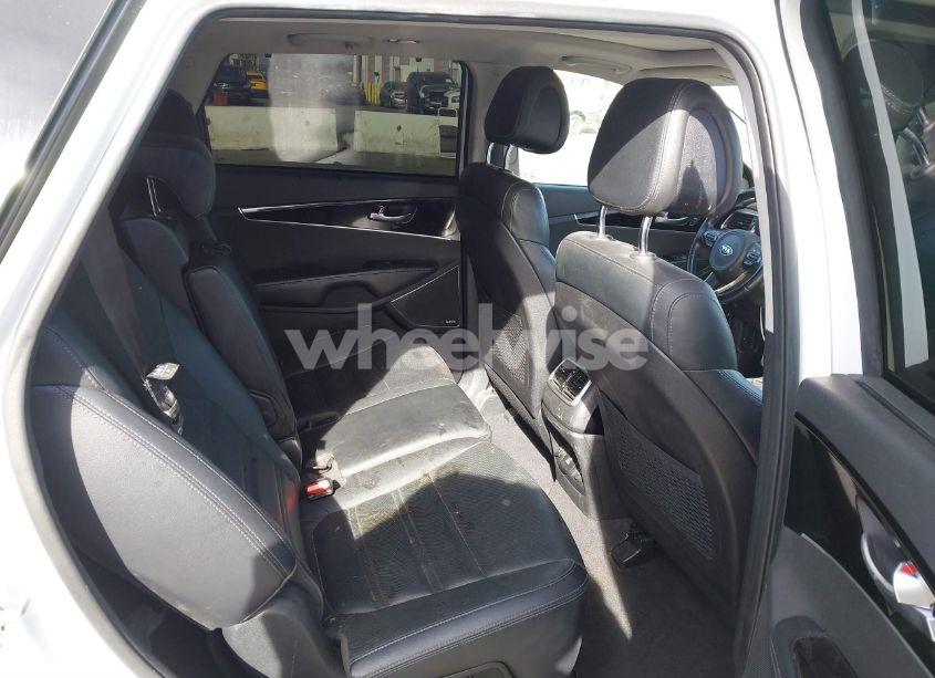 Photo 8 of 2016 Kia Sorento 3.3L SX (VIN 5XYPK4A55GG083584)