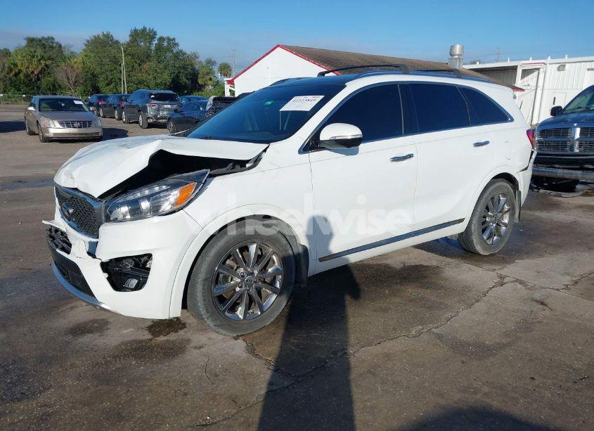 Photo 2 of 2017 Kia Sorento 3.3L SXL (VIN 5XYPK4A56HG309519)