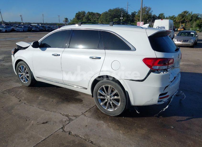 Photo 3 of 2017 Kia Sorento 3.3L SXL (VIN 5XYPK4A56HG309519)