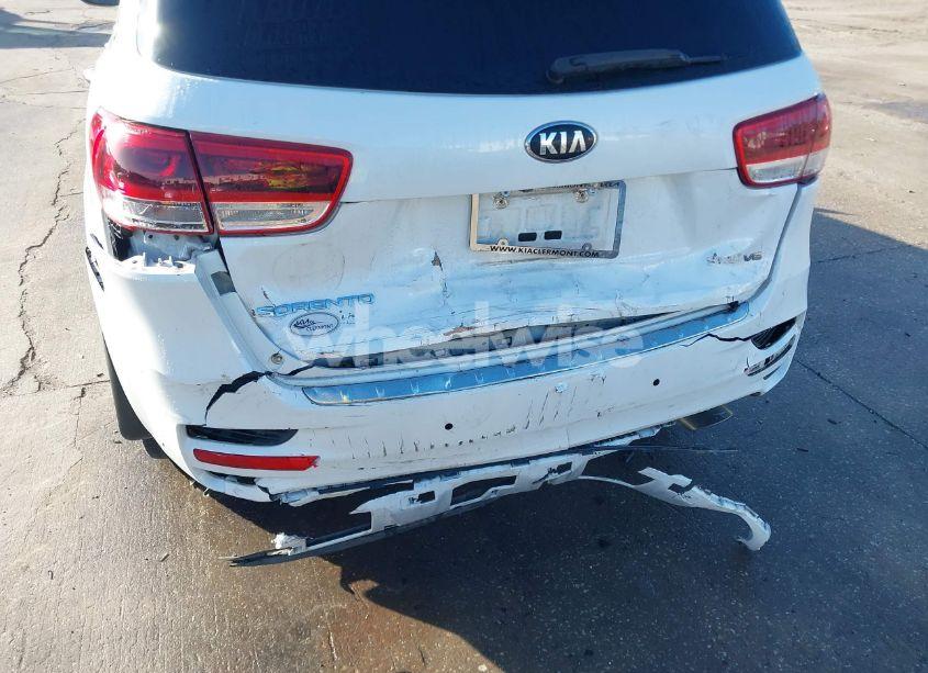 Photo 6 of 2017 Kia Sorento 3.3L SXL (VIN 5XYPK4A56HG309519)