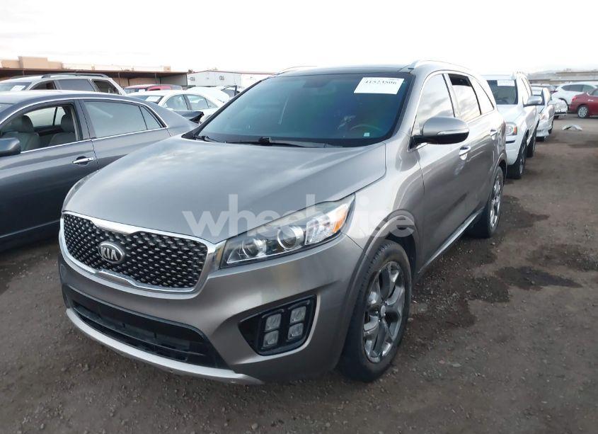 Photo 2 of 2016 Kia Sorento 3.3L SXL (VIN 5XYPK4A57GG071226)