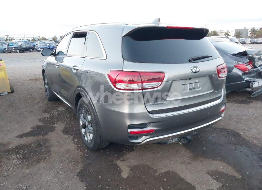 Photo 3 of 2016 Kia Sorento 3.3L SXL (VIN 5XYPK4A57GG071226)