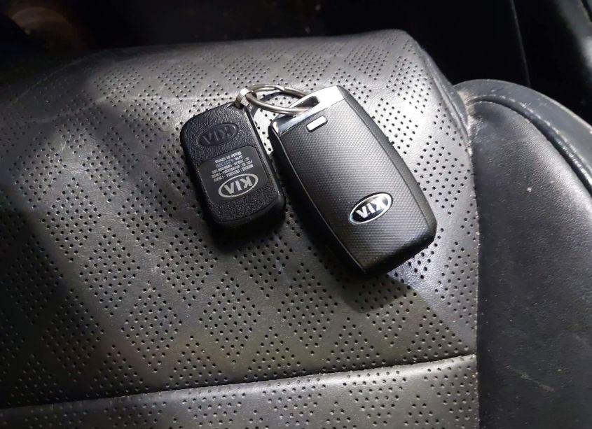 Photo 11 of 2018 Kia Sorento 3.3L SXL (VIN 5XYPK4A57JG398328)