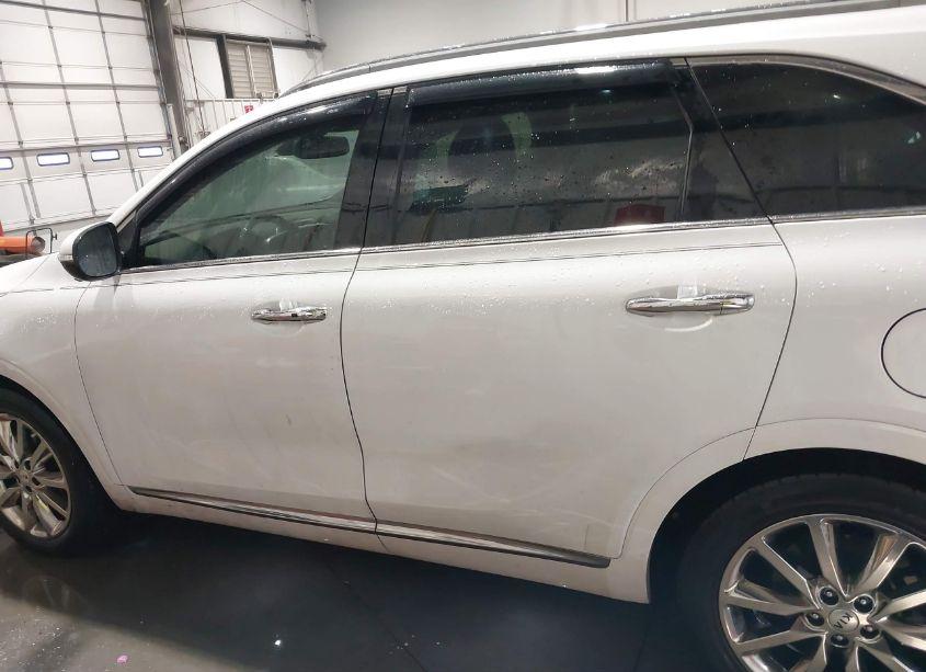 Photo 14 of 2018 Kia Sorento 3.3L SXL (VIN 5XYPK4A57JG398328)
