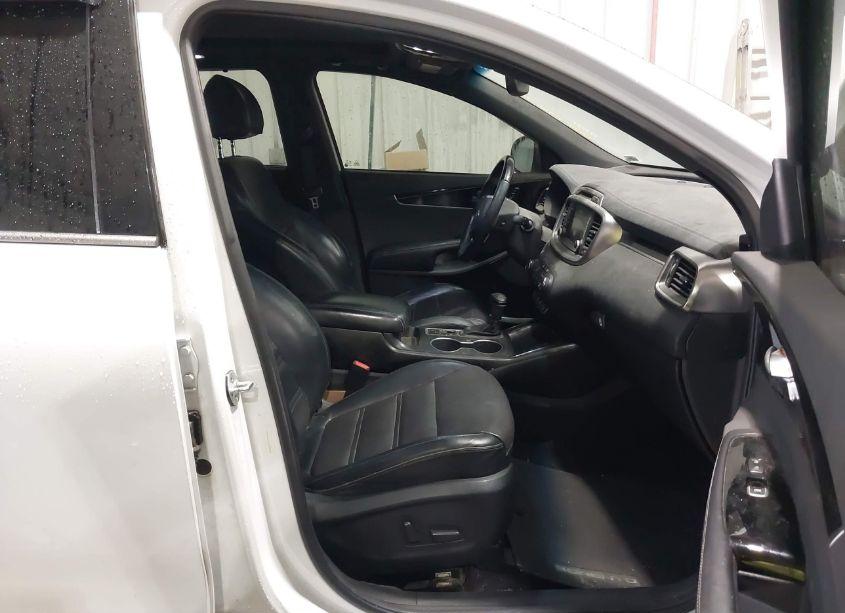 Photo 5 of 2018 Kia Sorento 3.3L SXL (VIN 5XYPK4A57JG398328)