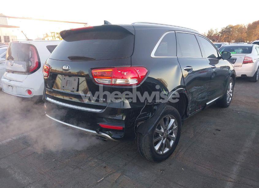 Photo 4 of 2016 Kia Sorento 3.3L SXL (VIN 5XYPK4A58GG067007)