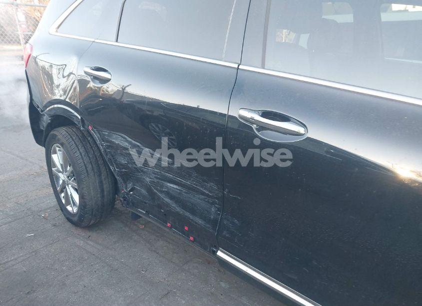 Photo 6 of 2016 Kia Sorento 3.3L SXL (VIN 5XYPK4A58GG067007)