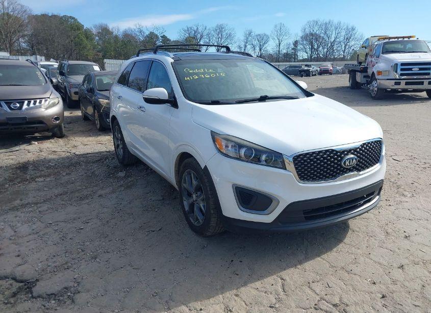 2016 Kia Sorento 3.3L SX (VIN 5XYPK4A58GG102421) main photo