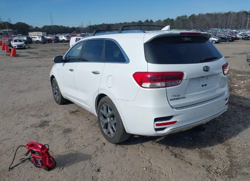 Photo 3 of 2016 Kia Sorento 3.3L SX (VIN 5XYPK4A58GG102421)