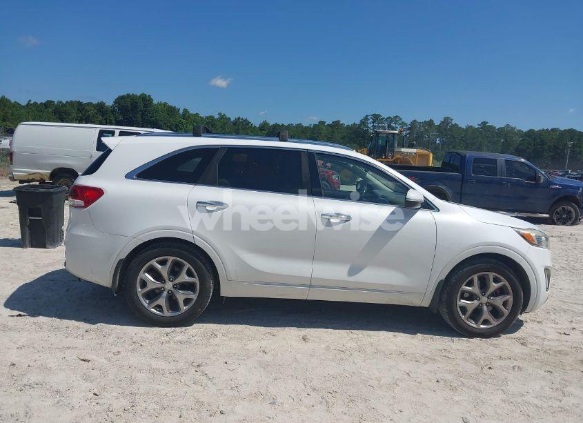 Photo 13 of 2016 Kia Sorento 3.3L SX (VIN 5XYPK4A58GG114102)