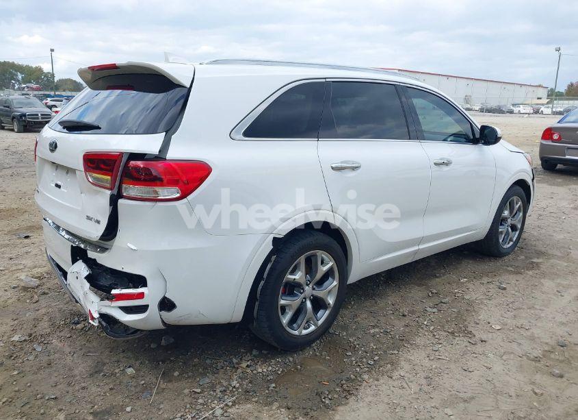 Photo 4 of 2017 Kia Sorento 3.3L SX (VIN 5XYPK4A58HG226884)