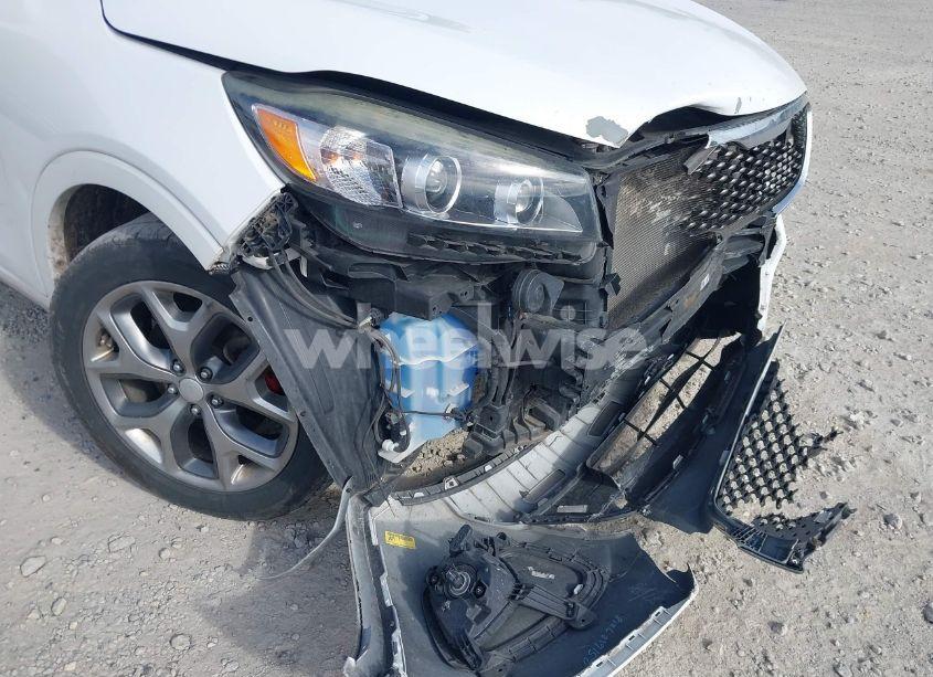 Photo 6 of 2017 Kia Sorento 3.3L SX (VIN 5XYPK4A58HG251610)