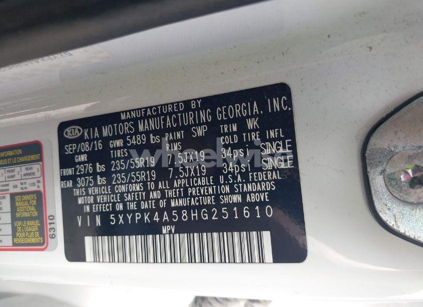 Photo 9 of 2017 Kia Sorento 3.3L SX (VIN 5XYPK4A58HG251610)