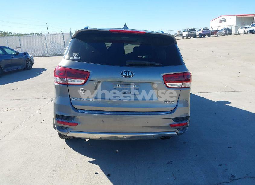 Photo 16 of 2017 Kia Sorento 3.3L SX (VIN 5XYPK4A58HG306654)