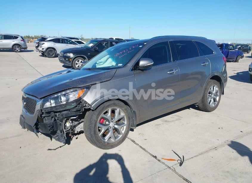 Photo 2 of 2017 Kia Sorento 3.3L SX (VIN 5XYPK4A58HG306654)
