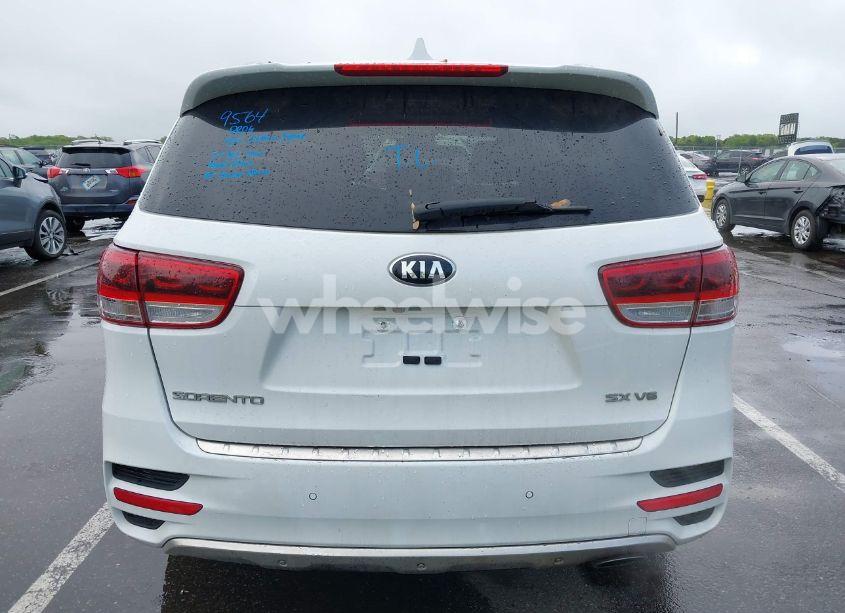 Photo 16 of 2016 Kia Sorento 3.3L SX (VIN 5XYPK4A59GG183705)