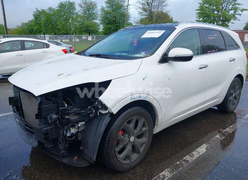 Photo 2 of 2016 Kia Sorento 3.3L SX (VIN 5XYPK4A59GG183705)