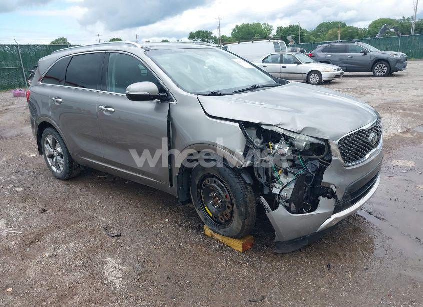 2017 Kia Sorento 3.3L SX (VIN 5XYPK4A59HG253995) main photo