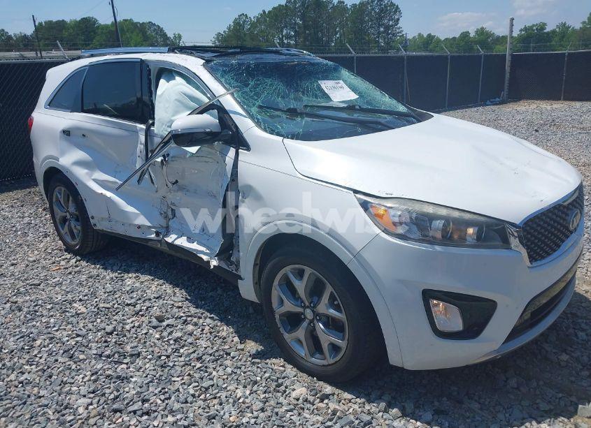 2017 Kia Sorento 3.3L SX (VIN 5XYPK4A59HG312155) main photo