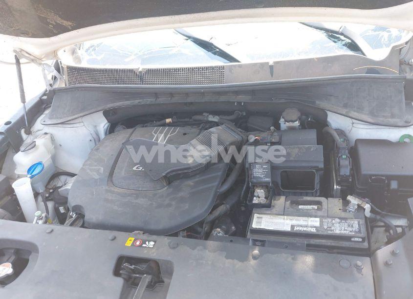 Photo 10 of 2017 Kia Sorento 3.3L SX (VIN 5XYPK4A59HG312155)