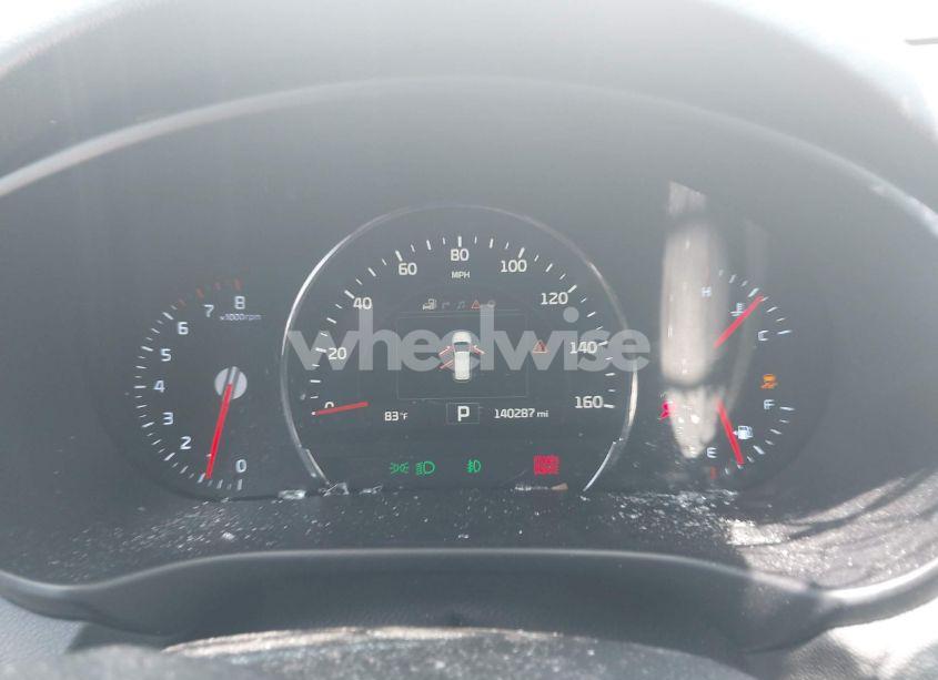 Photo 7 of 2017 Kia Sorento 3.3L SX (VIN 5XYPK4A59HG312155)