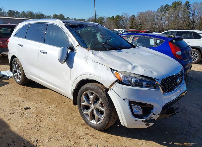 2017 Kia Sorento 3.3L SX (VIN 5XYPK4A5XHG314075) main photo