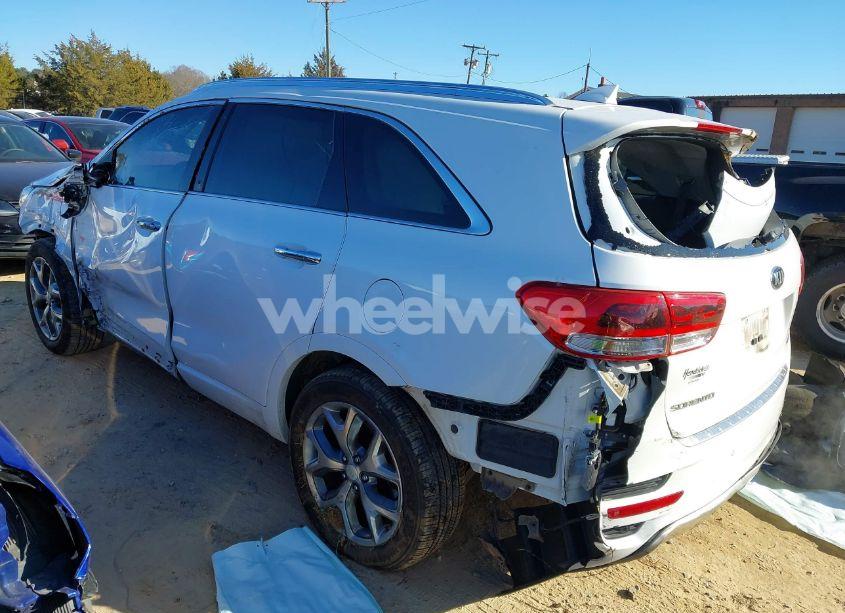 Photo 3 of 2017 Kia Sorento 3.3L SX (VIN 5XYPK4A5XHG314075)