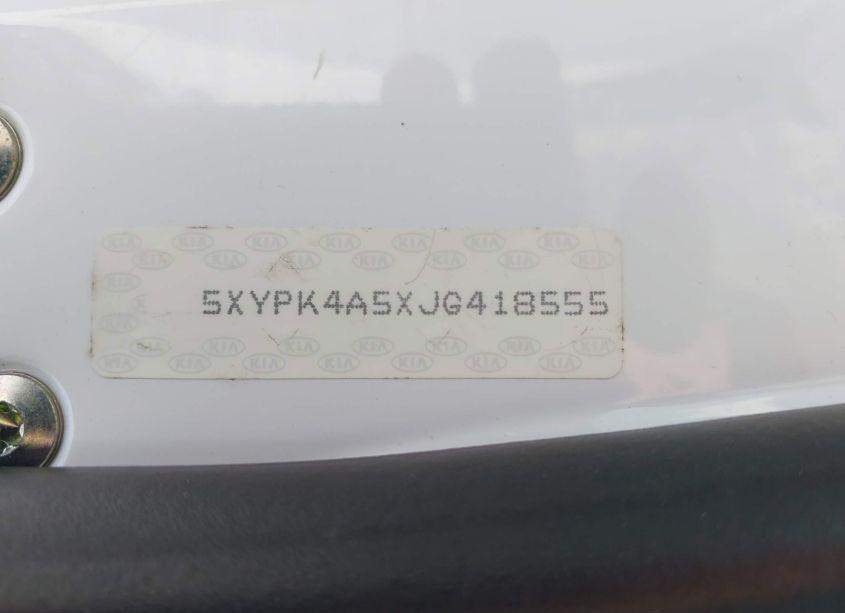 Photo 9 of 2018 Kia Sorento 3.3L SX (VIN 5XYPK4A5XJG418555)