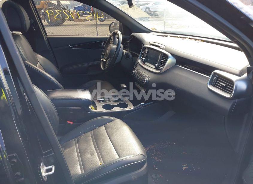 Photo 5 of 2016 Kia Sorento 2.0T SXL (VIN 5XYPKDA15GG128326)