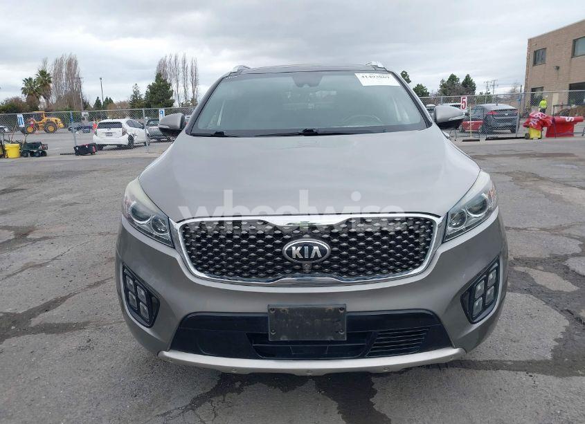 Photo 12 of 2017 Kia Sorento 3.3L SXL (VIN 5XYPKDA50HG295519)