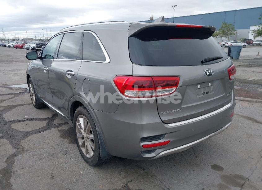 Photo 3 of 2017 Kia Sorento 3.3L SXL (VIN 5XYPKDA50HG295519)