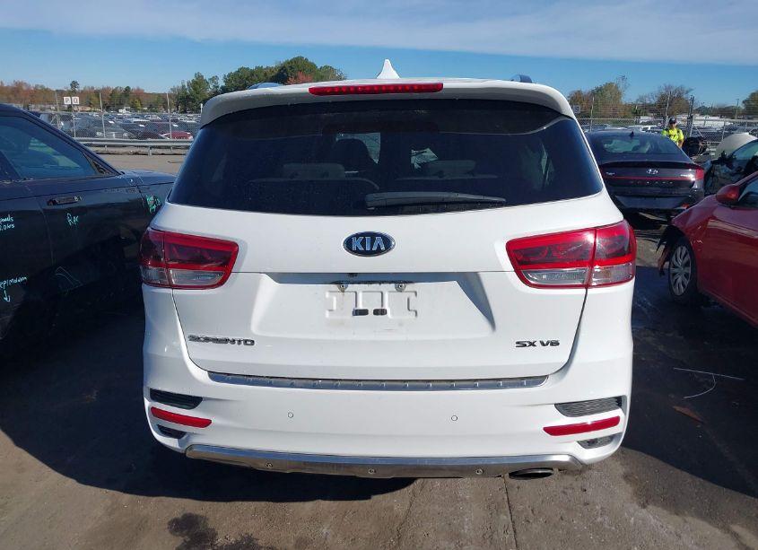 Photo 16 of 2018 Kia Sorento 3.3L SX (VIN 5XYPKDA51JG426818)