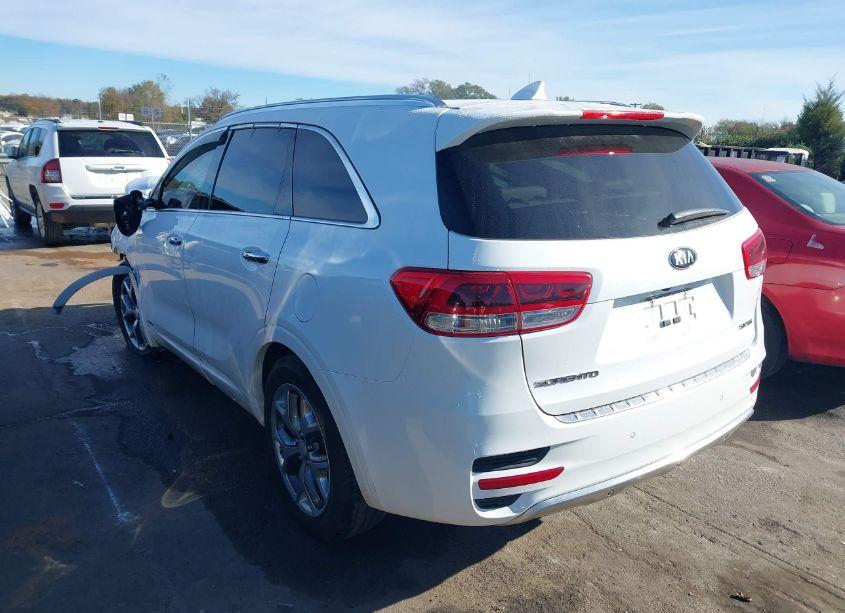 Photo 3 of 2018 Kia Sorento 3.3L SX (VIN 5XYPKDA51JG426818)