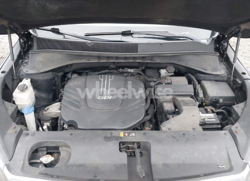 Photo 10 of 2016 Kia Sorento 3.3L SX (VIN 5XYPKDA52GG088175)