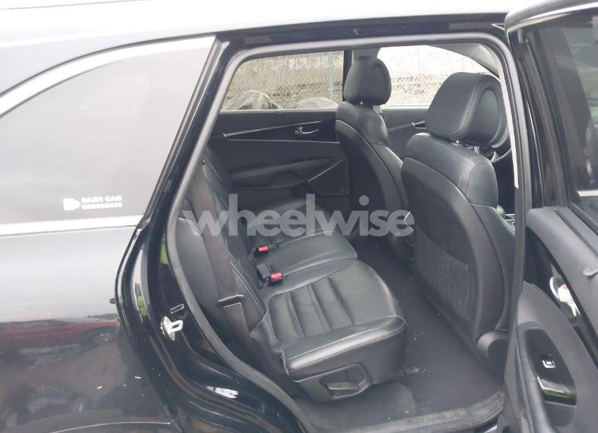 Photo 8 of 2016 Kia Sorento 3.3L SX (VIN 5XYPKDA52GG088175)