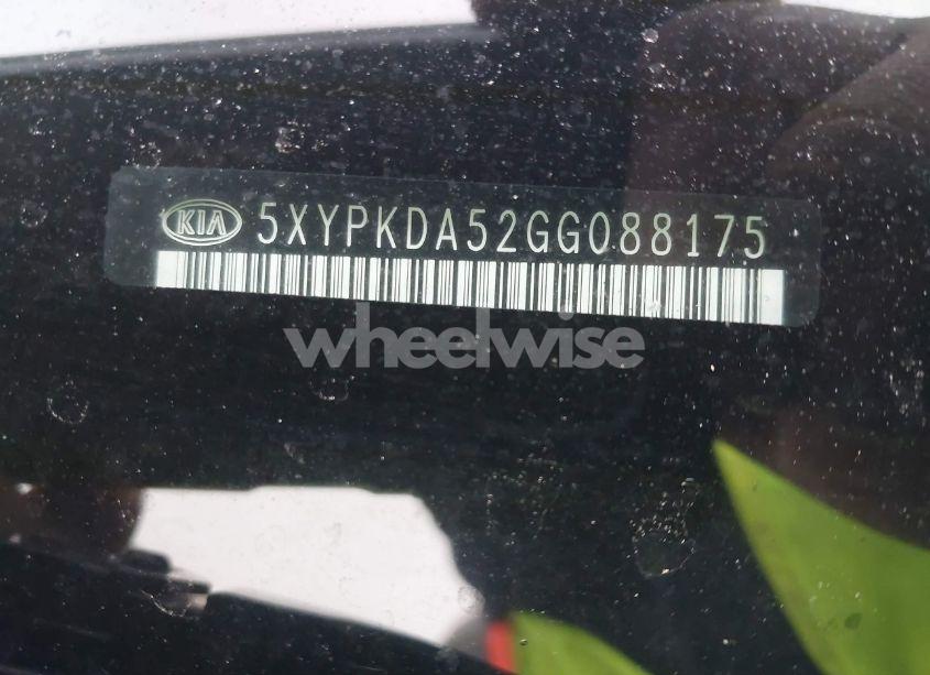 Photo 9 of 2016 Kia Sorento 3.3L SX (VIN 5XYPKDA52GG088175)