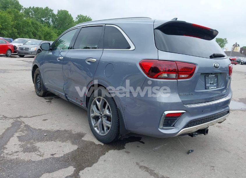 Photo 3 of 2020 Kia Sorento 3.3L SX (VIN 5XYPKDA52LG648240)