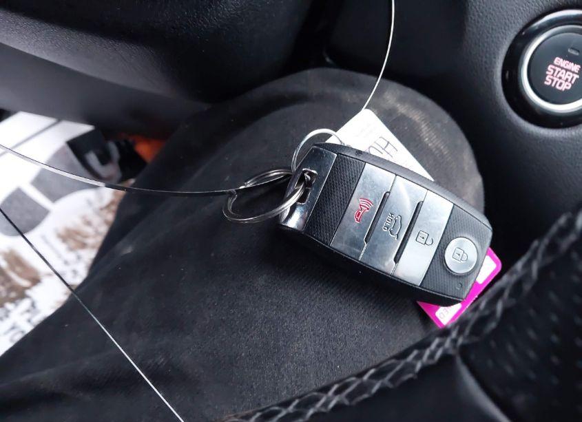 Photo 11 of 2019 Kia Sorento 3.3L SX (VIN 5XYPKDA53KG543396)