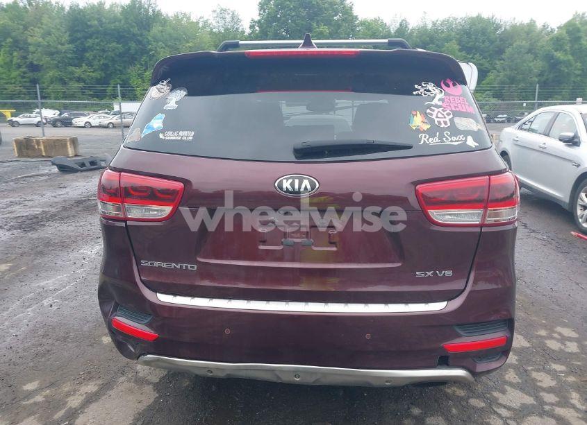 Photo 16 of 2016 Kia Sorento 3.3L SX (VIN 5XYPKDA54GG121581)