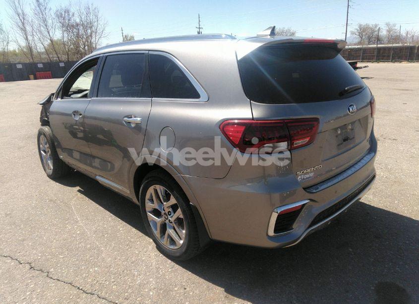 Photo 3 of 2019 Kia Sorento 3.3L SXL (VIN 5XYPKDA54KG509063)