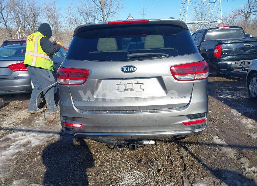Photo 16 of 2016 Kia Sorento 3.3L SXL (VIN 5XYPKDA55GG019447)