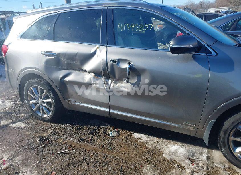 Photo 6 of 2016 Kia Sorento 3.3L SXL (VIN 5XYPKDA55GG019447)