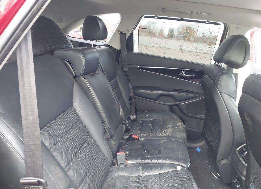 Photo 8 of 2016 Kia Sorento 3.3L SX (VIN 5XYPKDA55GG116373)