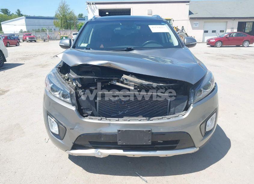 Photo 6 of 2017 Kia Sorento 3.3L SX (VIN 5XYPKDA56HG242677)