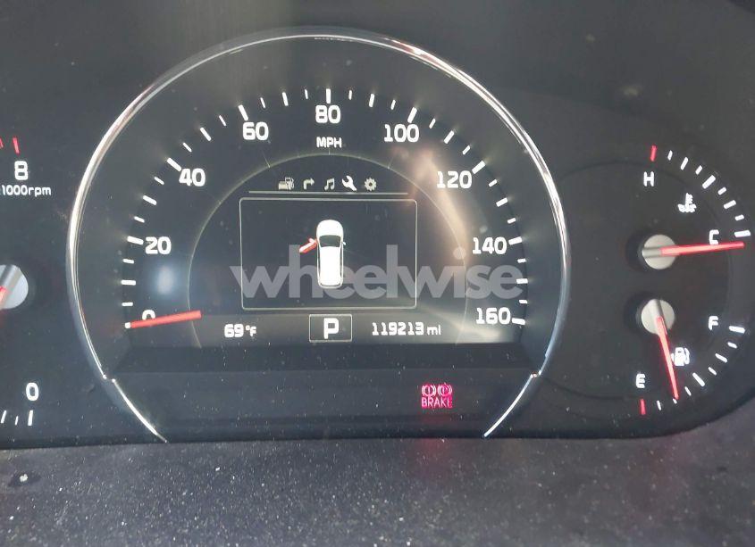 Photo 15 of 2018 Kia Sorento 3.3L SX (VIN 5XYPKDA57JG349078)